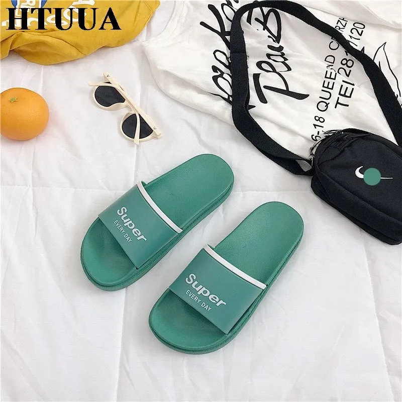 HTUUA 2018 Summer Shoes Chic Letters Slippers Women Korean Candy color Flat Slides Outdoor Indoor Bathroom Home Slippers SX1550