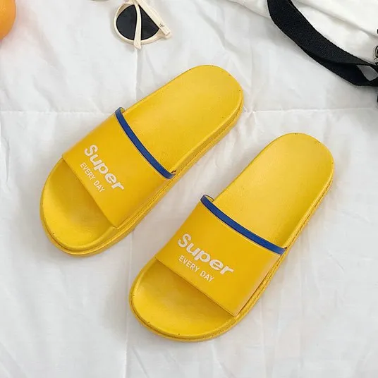 HTUUA 2018 Summer Shoes Chic Letters Slippers Women Korean Candy color Flat Slides Outdoor Indoor Bathroom Home Slippers SX1550