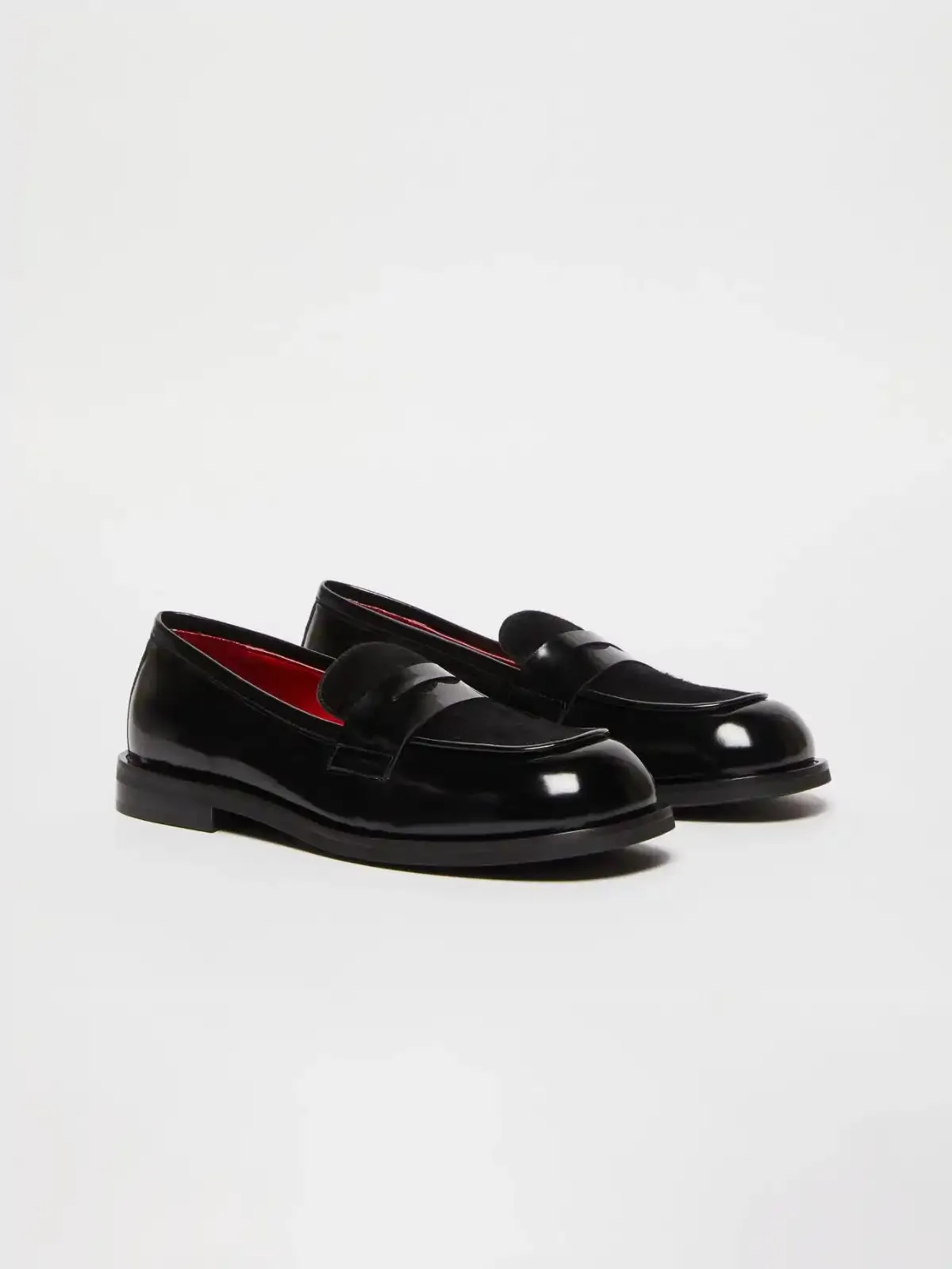 Loafers with ponyskin detail - Black