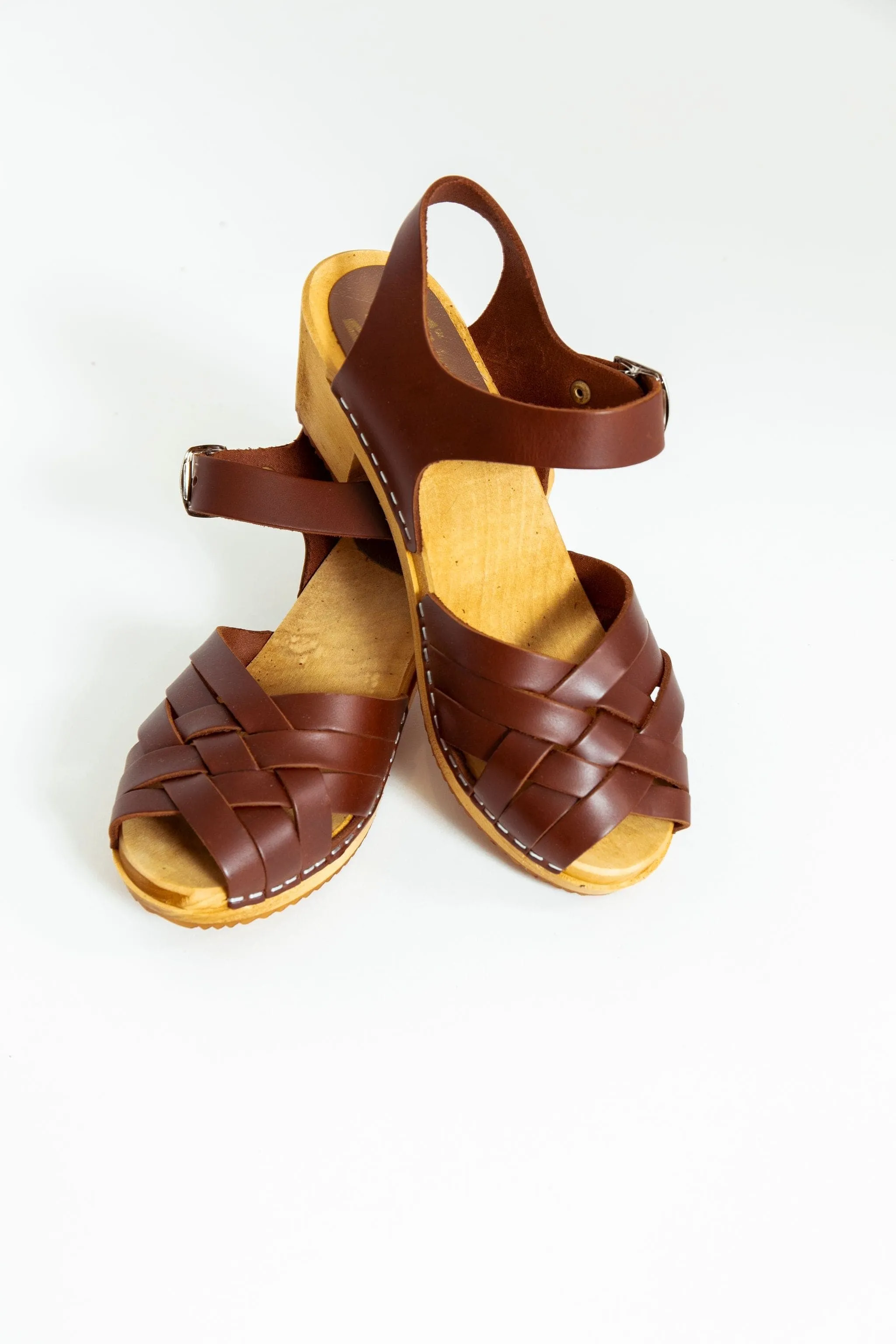 Mia Bety Sandal in Brown